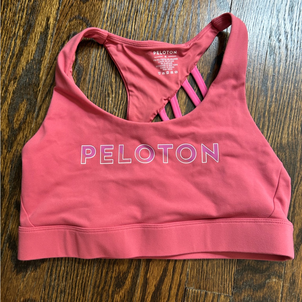 Peloton sports bra size medium